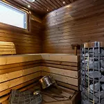 Santa's Cozy Retreat, Near Santa's Village Daire Rovaniemi