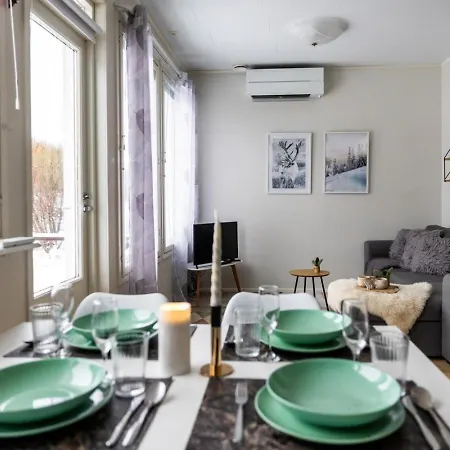 Santa's Cozy Retreat, Near Santa's Village Rovaniemi