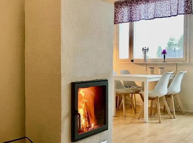 Santa's Cozy Retreat, Near Santa's Village Rovaniemi